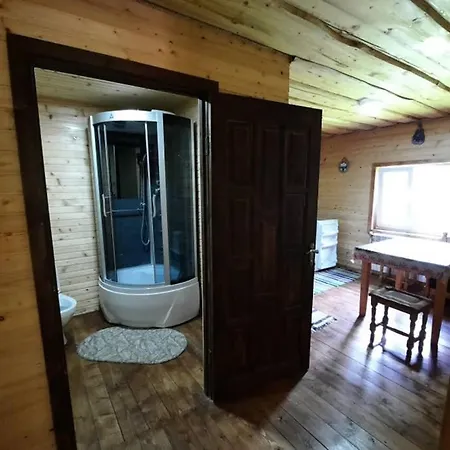 сімейний номер 1 у ані *