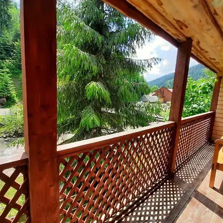 Апартаменты сімейний номер 1 у ані