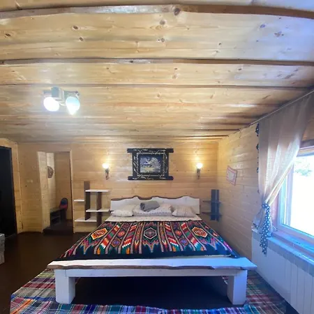 Апартаменты сімейний номер 1 у ані *