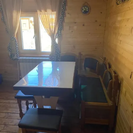 Апартаменты сімейний номер 1 у ані *