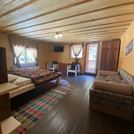 сімейний номер 1 у ані *