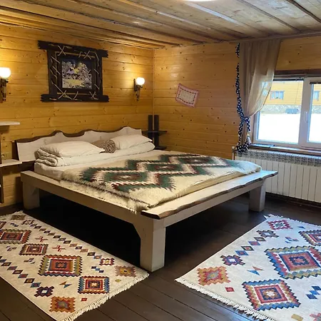 сімейний номер 1 у ані 公寓